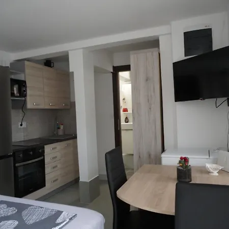 Skledar Apartment