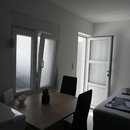 Apartment Skledar *