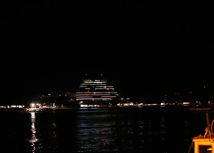 Skledar * ヴォディツェ